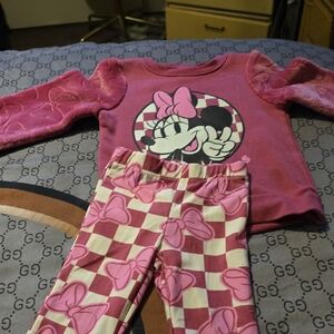 Disney Pink  Set with Minnie Mouse Design